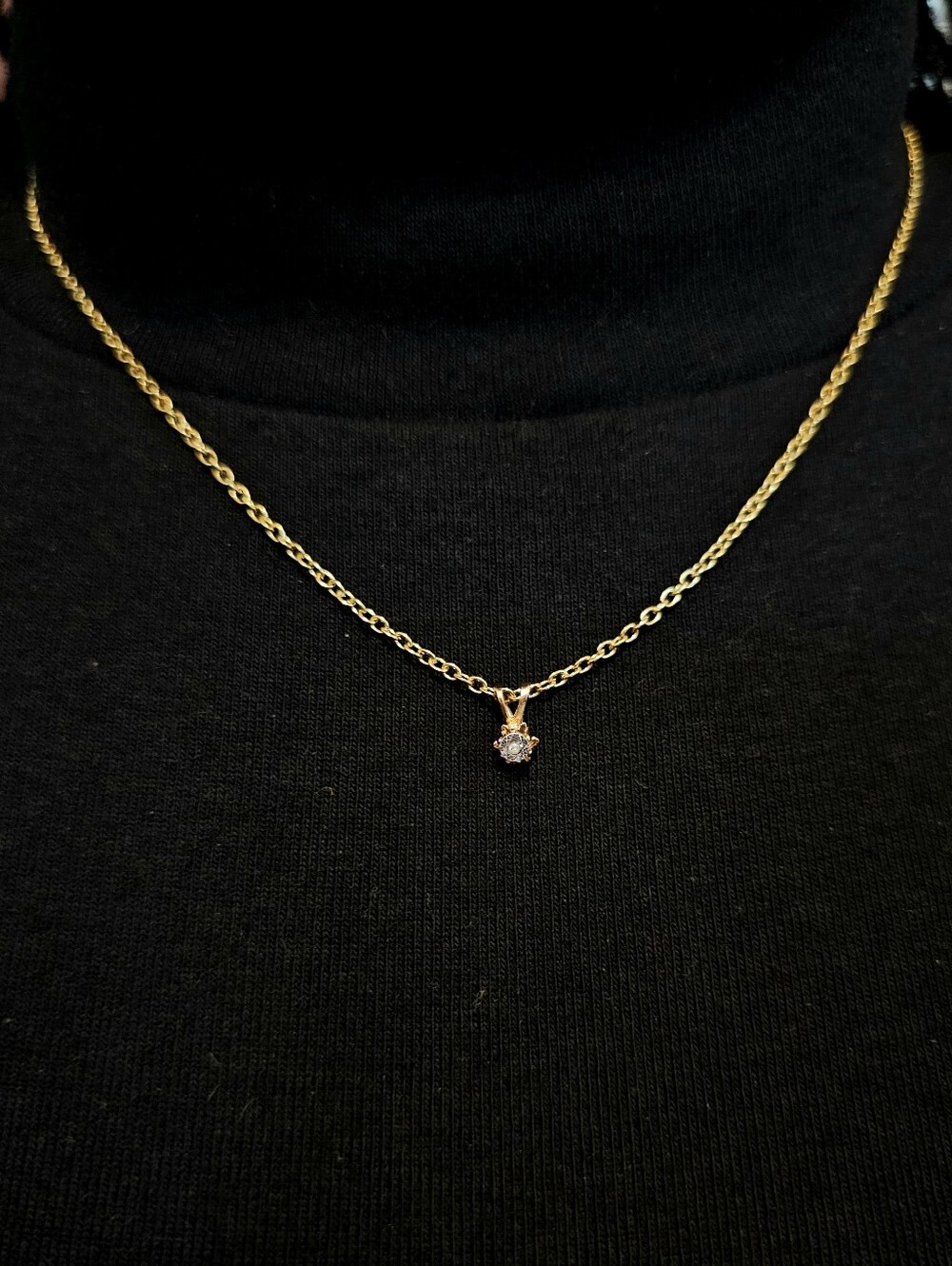 Vintage Gold Solitaire Pendant Necklace with Clear Stone